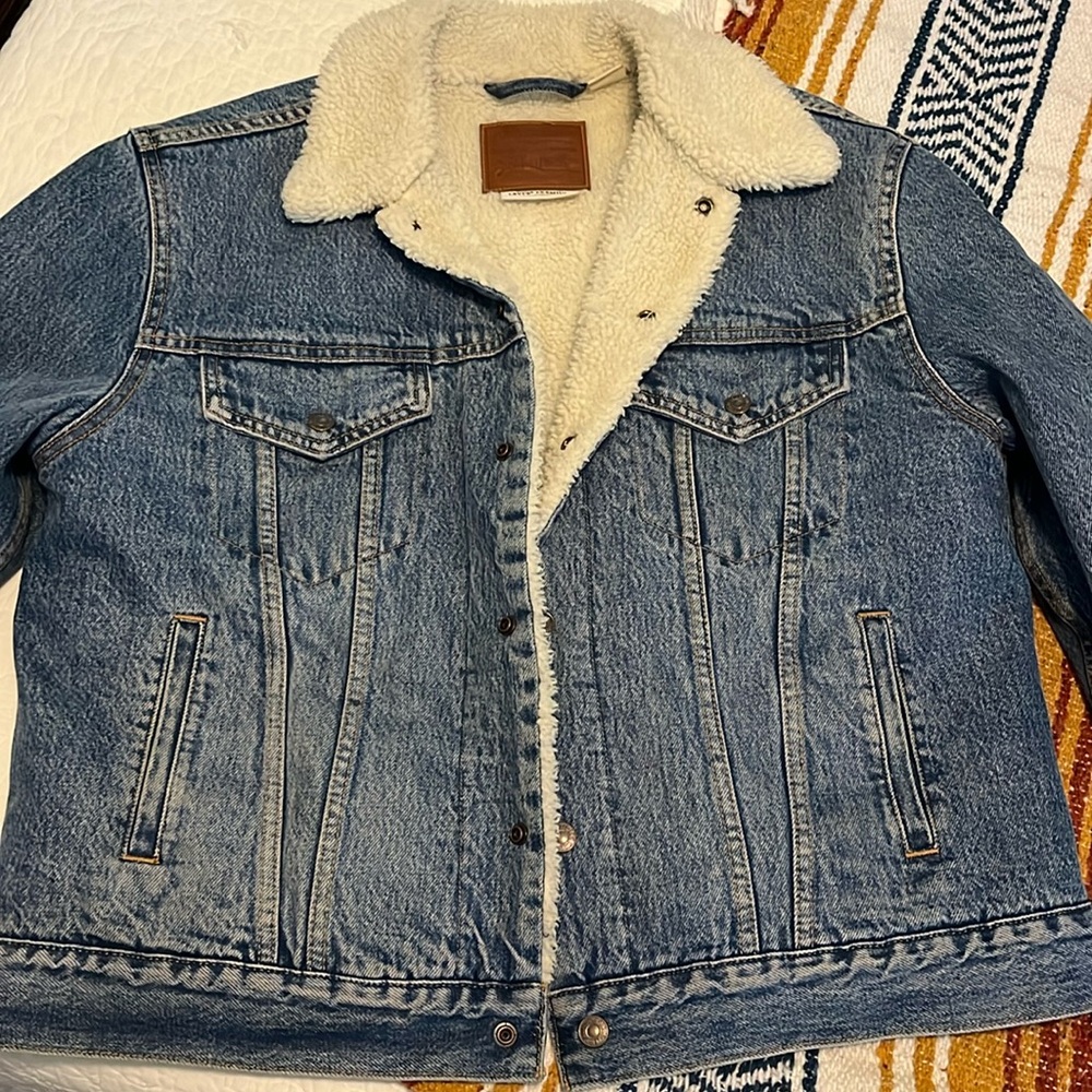 Levi’s Ex Boyfriend Sherpa Trucker Jacket